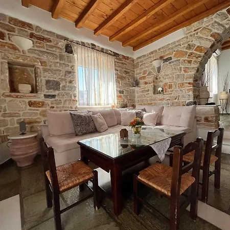 Stone Mina Holiday home Angairia