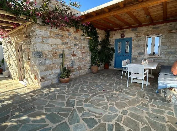 Stone Mina Holiday home *