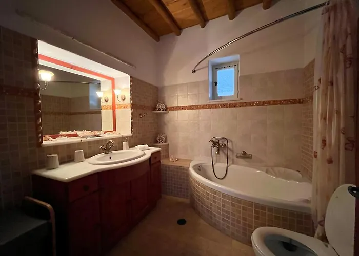 Stone Mina * Angairia